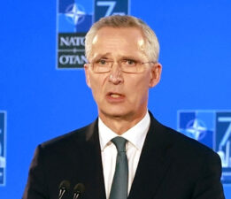 NATO Genel Sekreteri Stoltenberg’ten Çin’e Rusya çağrısı