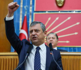 Siyasette Yeni Sayfa: Özgür Özel YENİ Parti’yi İlan Etti