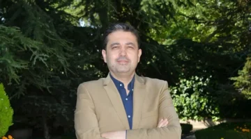 Cüneyd Altıparmak yazdı: Çocuklar için sosyal medyada yeni dönem, sigara satışında kimlik doğrulaması ve güvenli internet medyası
