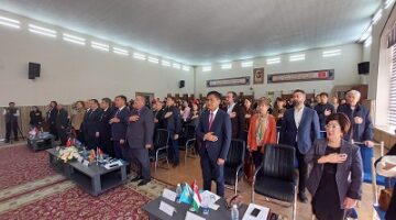 TÜRK DÜNYASI’NIN İLETİŞİM VE SANAT BULUŞMASI VE ÖDÜLLÜ BELGESEL FİLM GÖSTERİMİ KIRGIZİSTAN’DA GERÇEKLEŞTİ